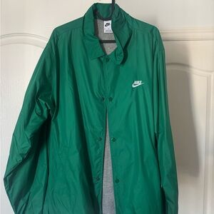 Nike Men's Emerald Green Windbreaker